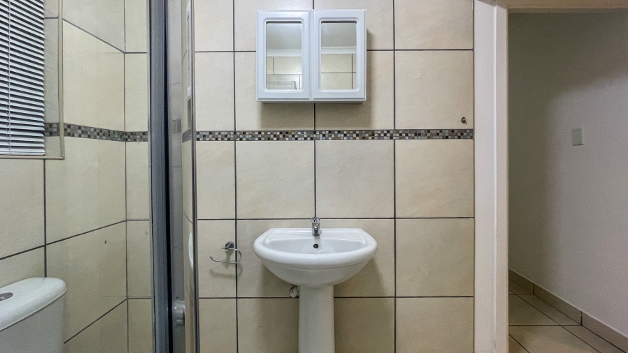 To Let 2 Bedroom Property for Rent in Tergniet Western Cape